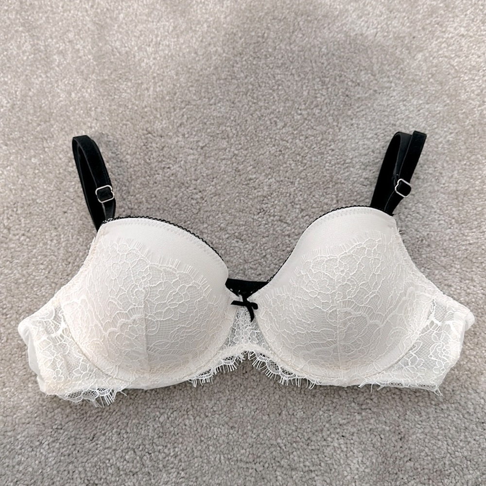 Victorias Secret bra